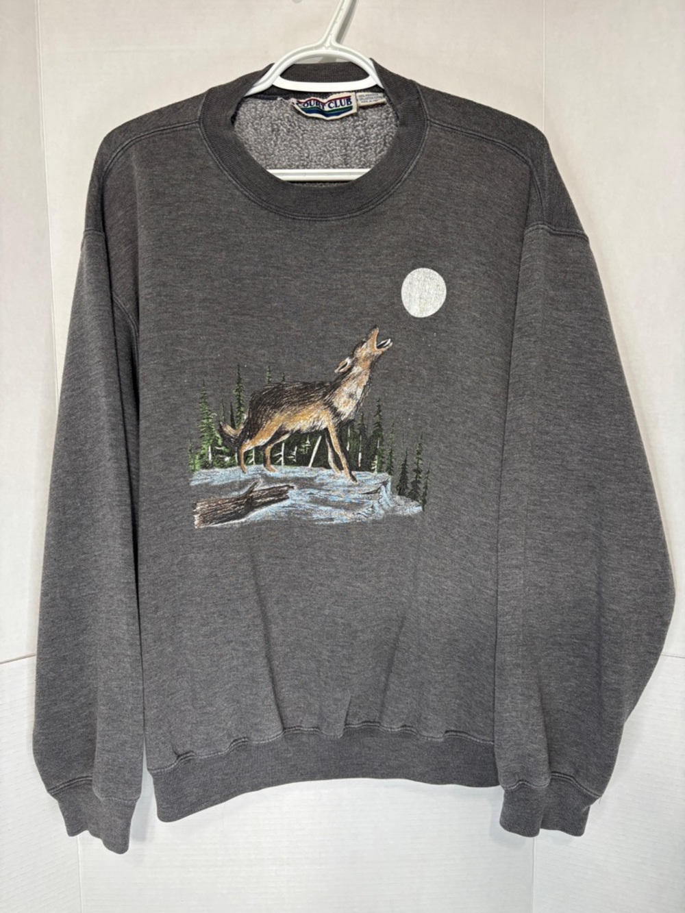 Vintage Court Club Men's Grey Crewneck Sweater Coyote Graphic Animal Print Shirt